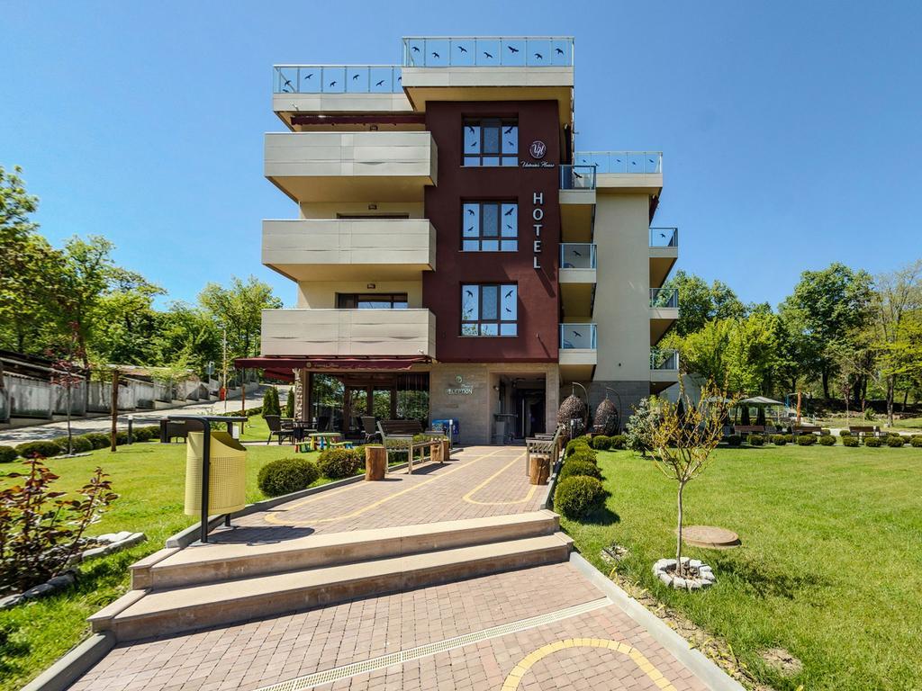 Отель Victoriya'S House Хисаря Экстерьер фото